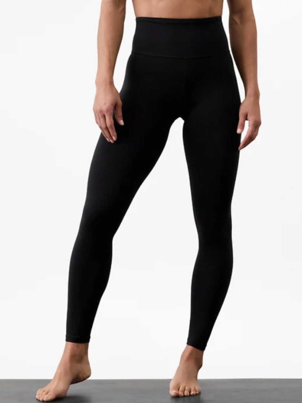 Athleta Ultra High Rise Elation Tight Black Leggings Yoga Crossfit Size XS